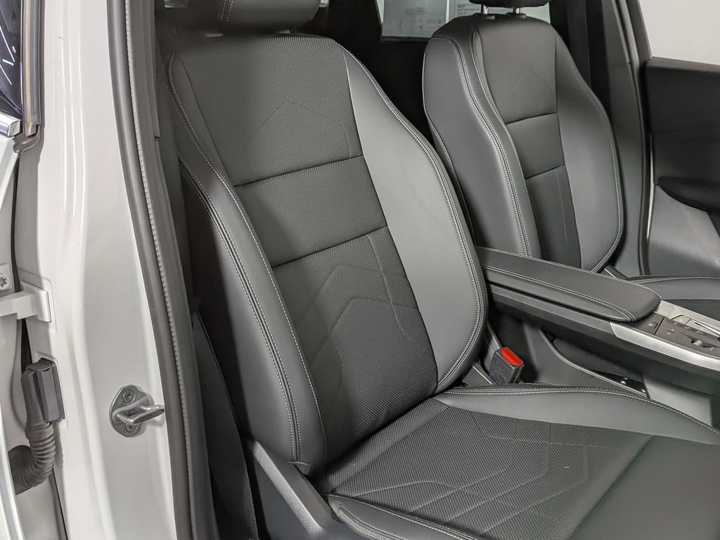 Used 2025 BMW X1 xDrive28i w/ Technology Package image 31