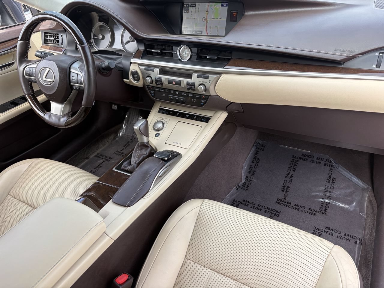 Used 2016 Lexus ES 350 w/ Luxury Package w/Wood Trim FWD image 12