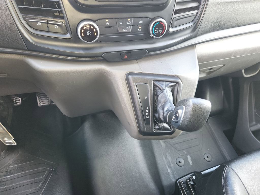 Used 2023 Ford Transit 350 DRW image 24