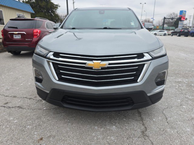 Used 2023 Chevrolet Traverse LT image 6