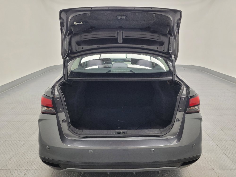 Used 2021 Nissan Versa SV FWD image 29