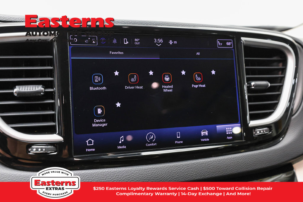 Used 2023 Chrysler Pacifica Touring-L FWD image 20