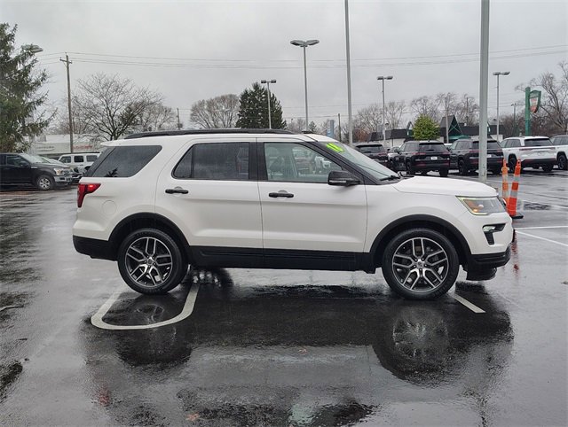 Used 2018 Ford Explorer Sport w/ Equipment Group 401A image 7