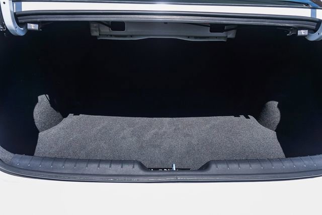 Certified 2025 Hyundai Elantra Sport image 27