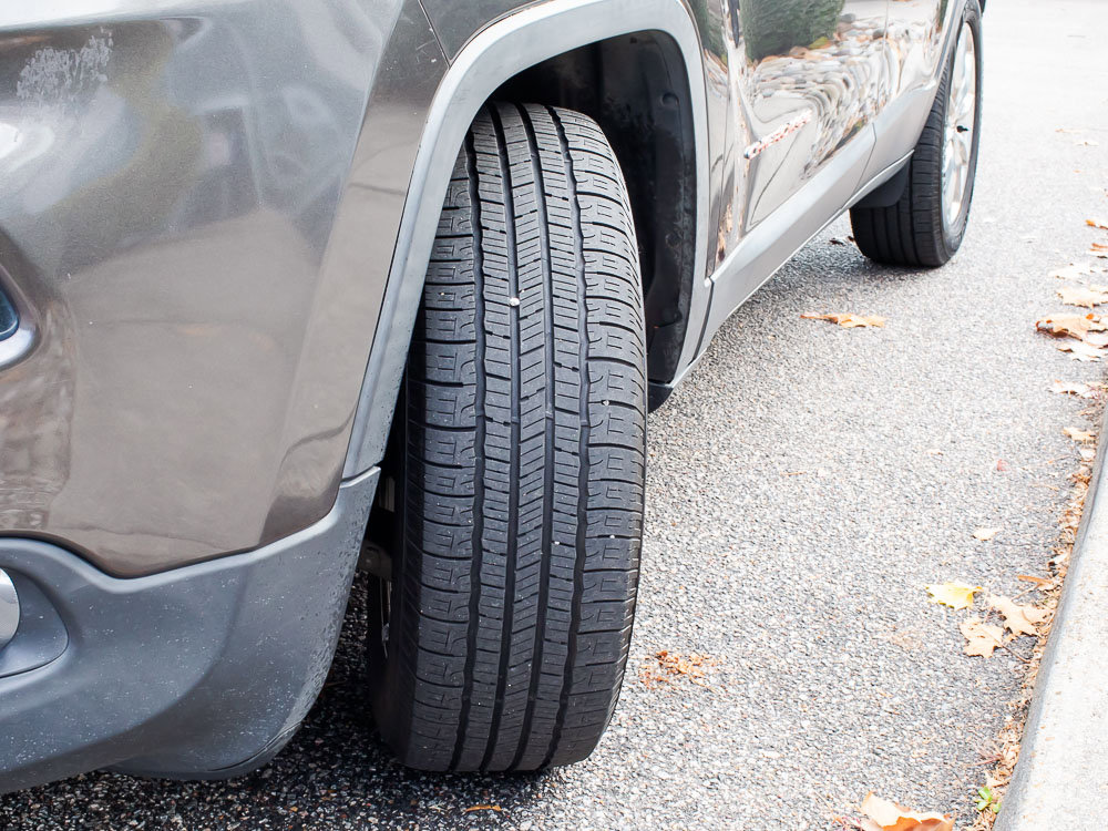 Used 2016 Jeep Cherokee Limited image 9