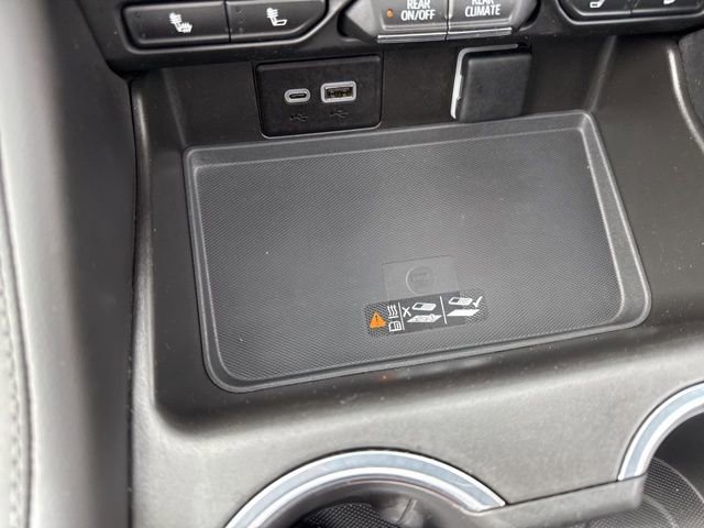 Used 2023 Chevrolet Tahoe Z71 w/ Luxury Package image 35