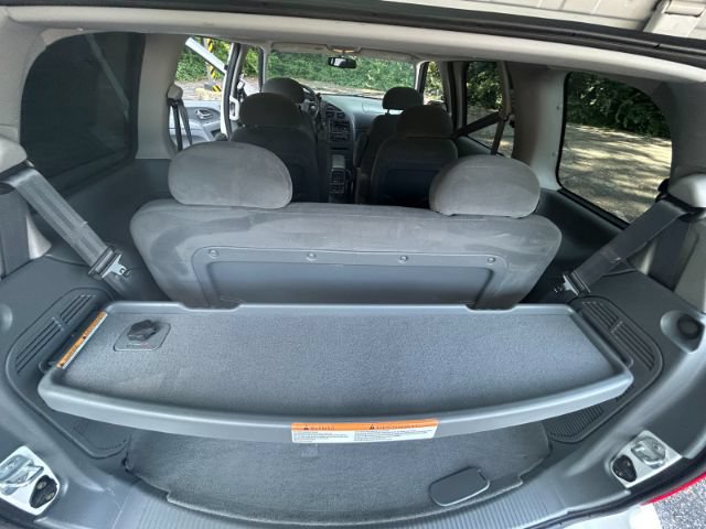 Used 2001 Nissan Quest SE FWD image 28