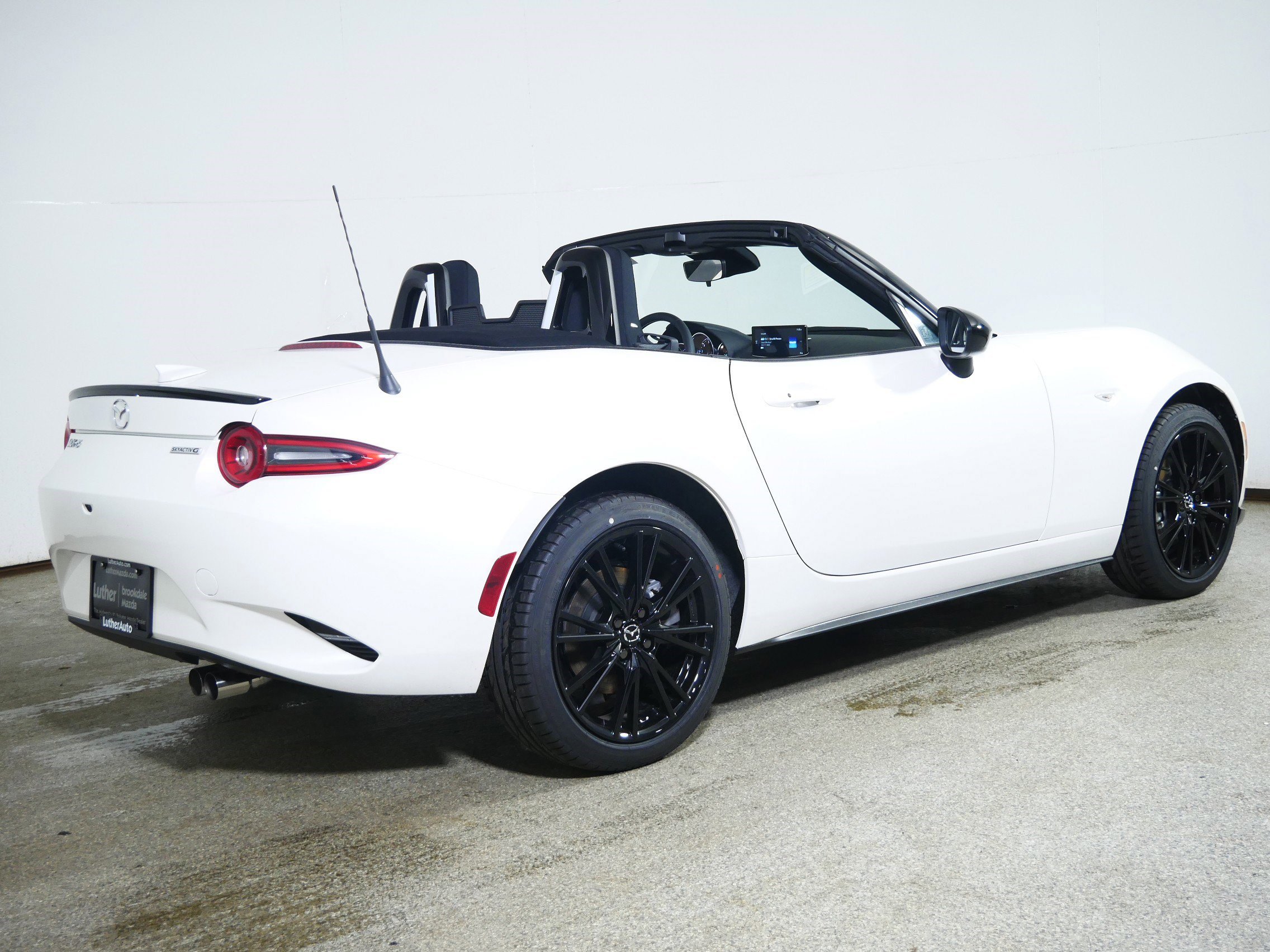 New 2026 MAZDA MX-5 Miata Club w/ Interior Package RWD video 2