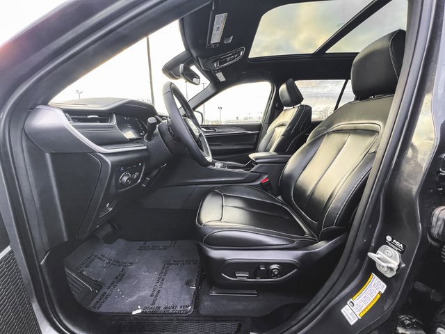 Used 2024 Jeep Grand Cherokee Limited 4xe image 14