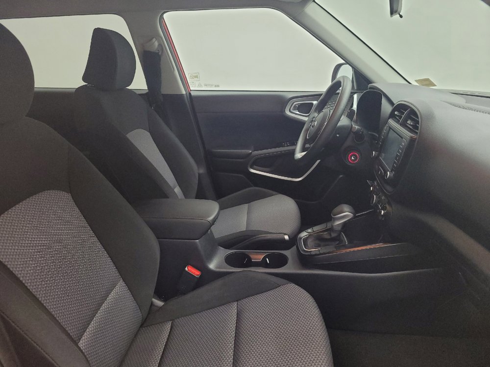 Used 2021 Kia Soul LX image 21