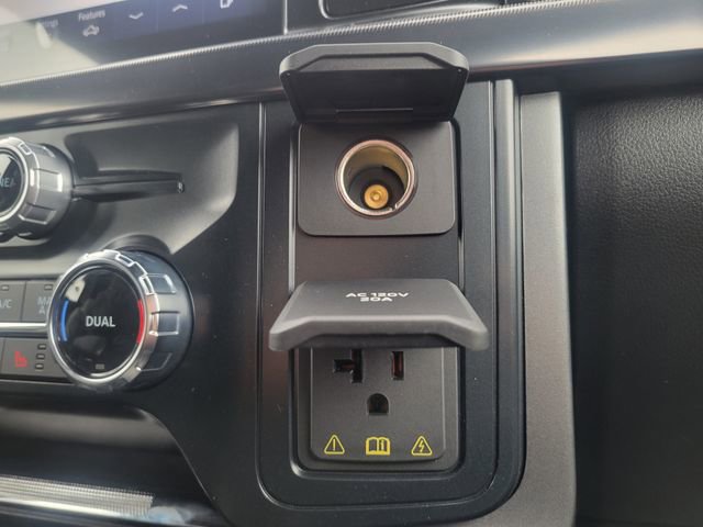 New 2025 Ford F150 Lariat w/ Equipment Group 502A High image 34