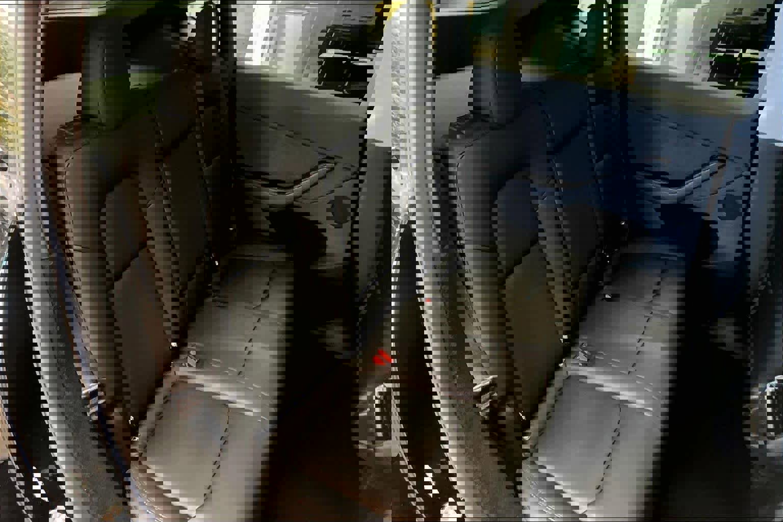 Used 2024 Tesla Model Y Performance image 19