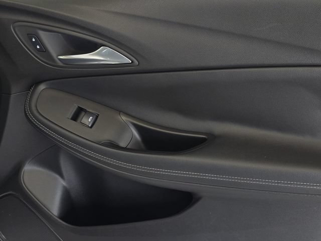 Used 2022 Buick Encore GX Essence FWD image 34