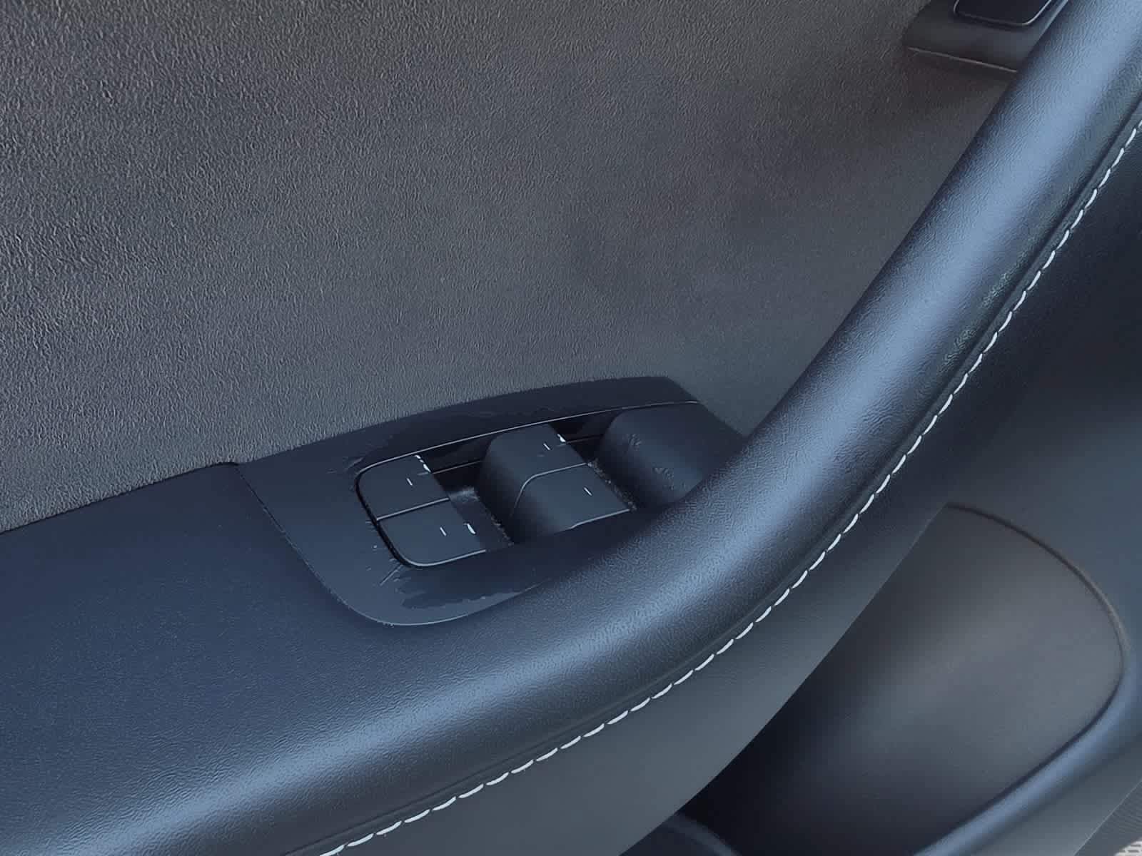 Used 2023 Tesla Model 3 Standard Range RWD image 27