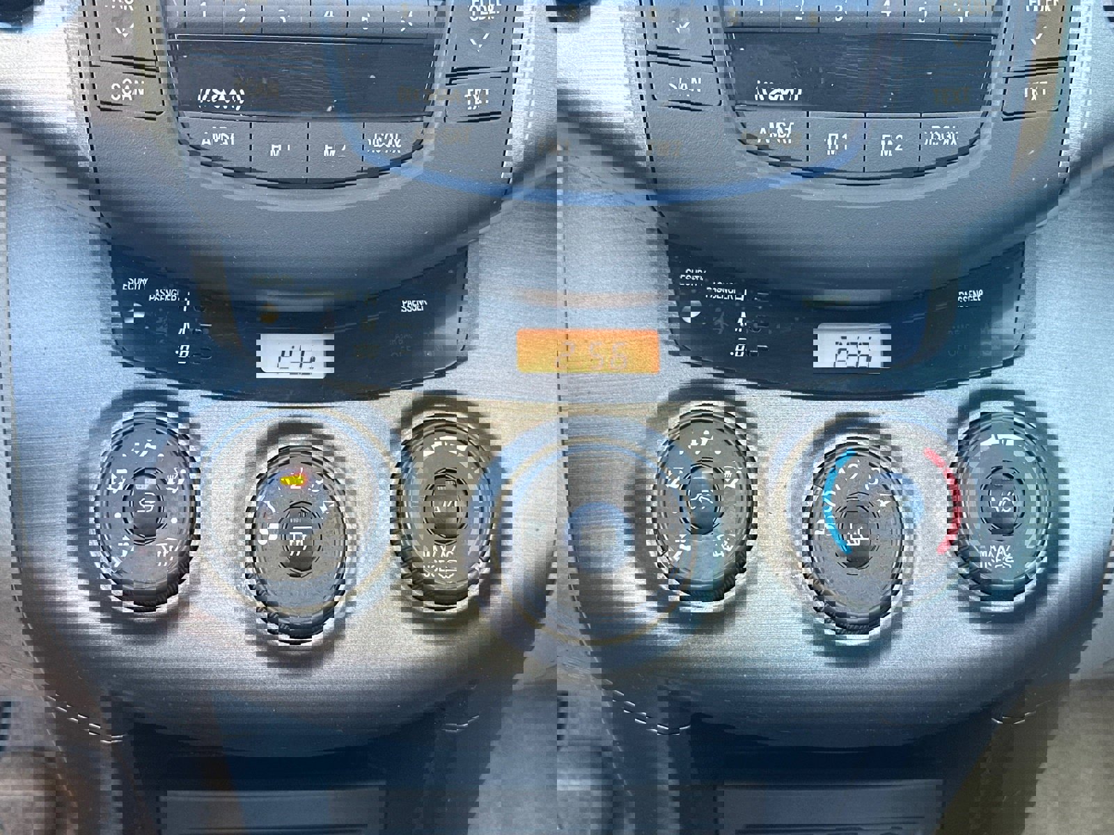 Used 2011 Toyota RAV4 2WD image 30