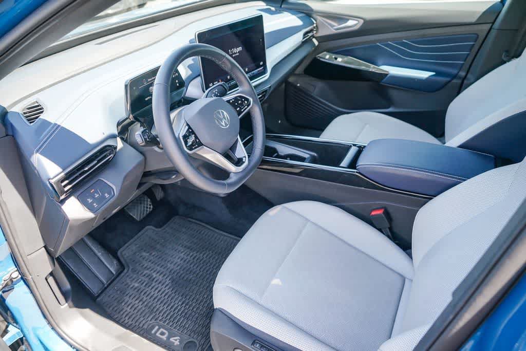 Used 2025 Volkswagen ID.4 Pro S RWD image 16