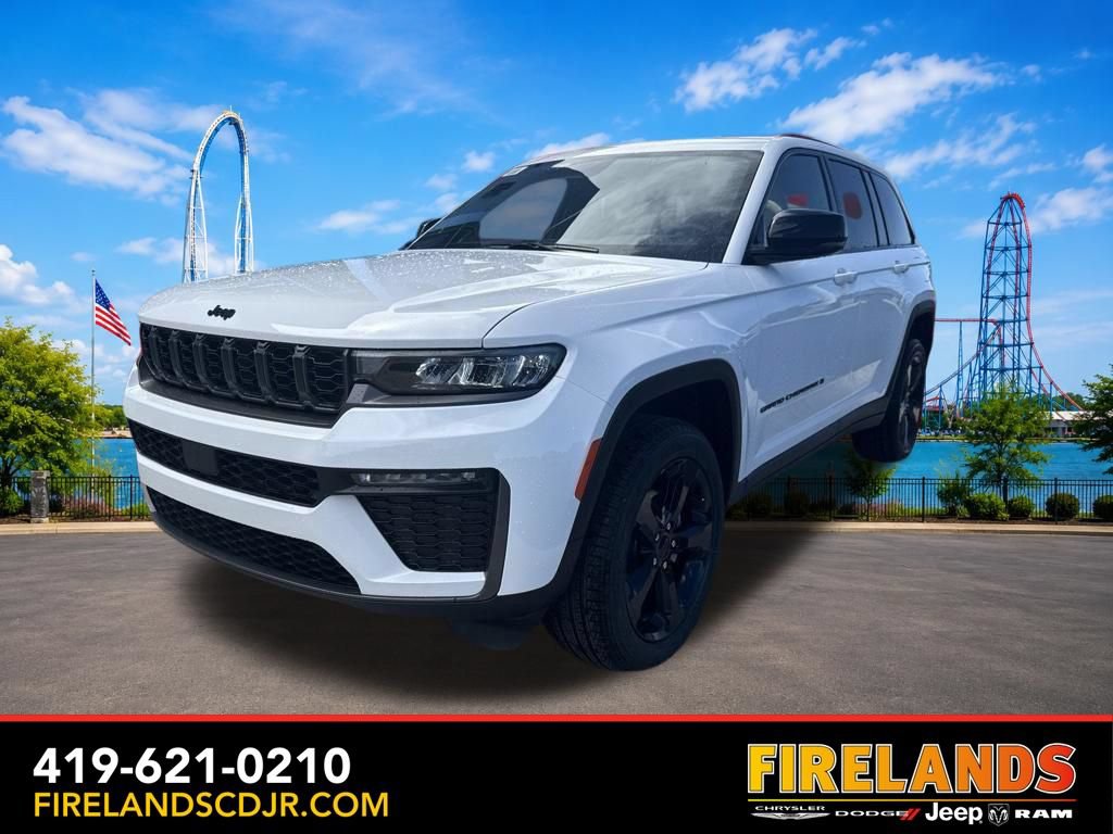 New 2026 Jeep Grand Cherokee Limited w/ Limited Altitude Package