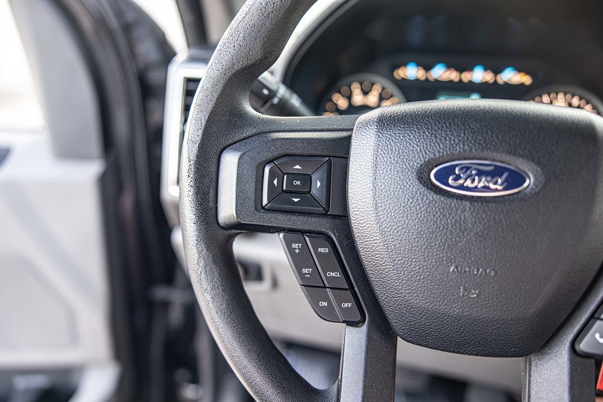 Used 2015 Ford F150 XLT AWD/4WD image 22