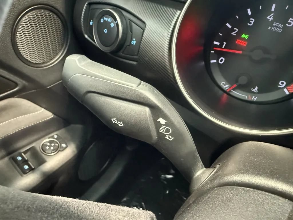 Used 2019 Ford Mustang Shelby GT350 w/ Technology Package RWD image 24