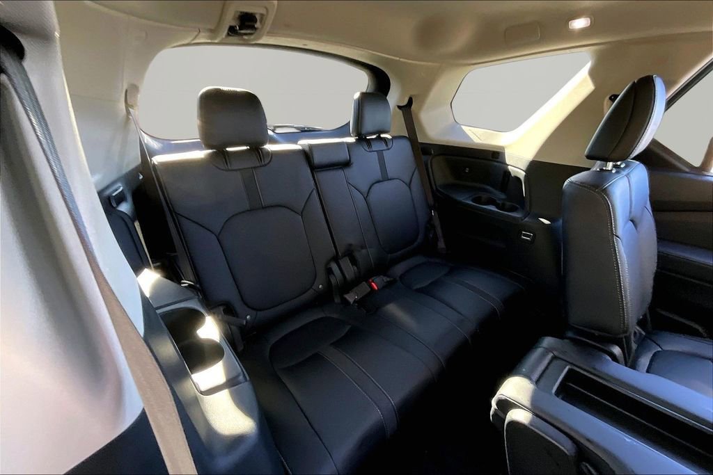 Certified 2025 Honda Pilot EX-L image 18