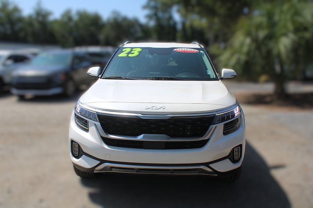 Certified 2023 Kia Seltos SX w/ SX Sunroof Package AWD/4WD image 16