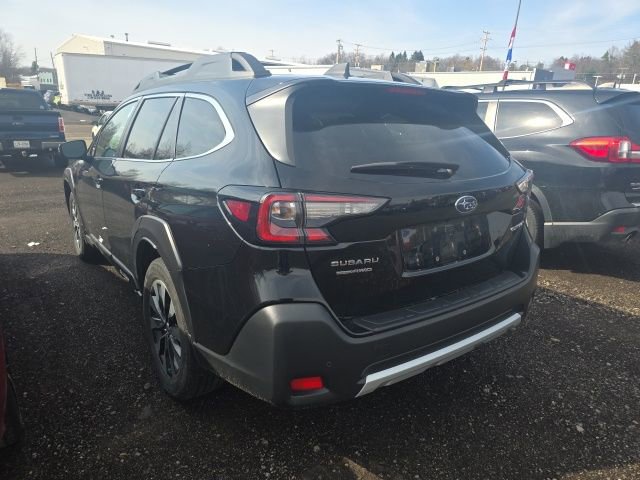 Used 2023 Subaru Outback Limited image 9
