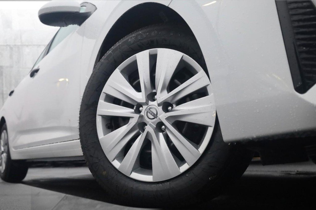 New 2025 Nissan Sentra S image 3