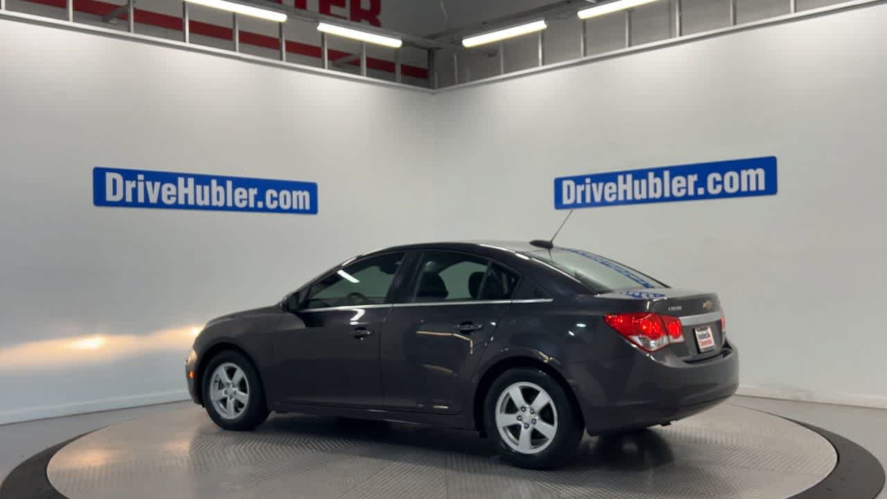 Used 2016 Chevrolet Cruze LT w/ Sun And Sound Package FWD image 8