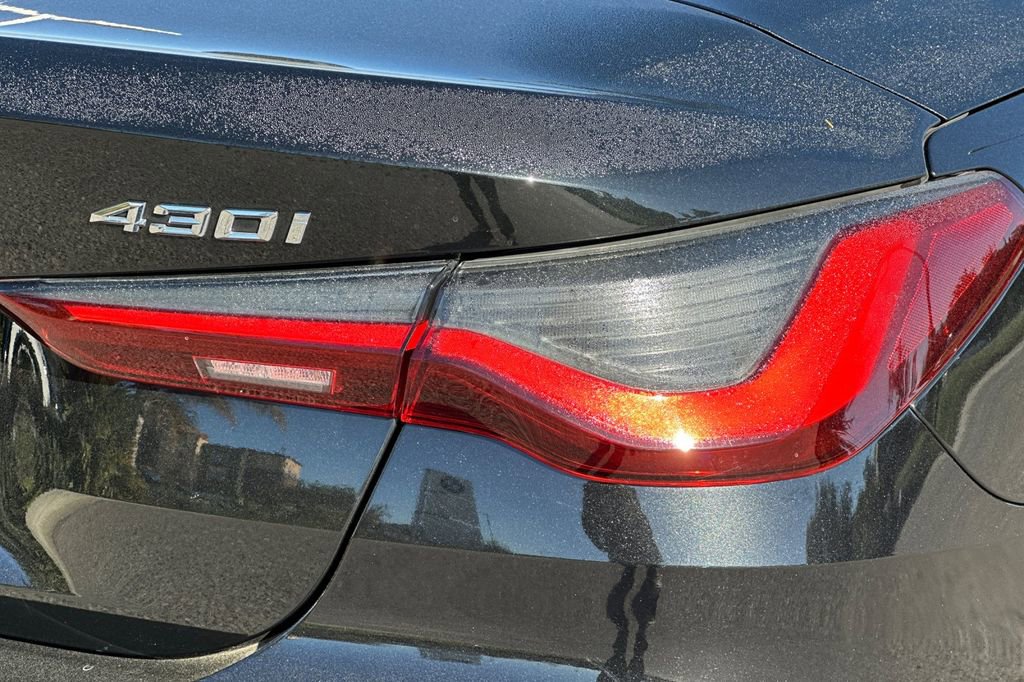 Used 2022 BMW 430i Convertible w/ Convenience Package image 30
