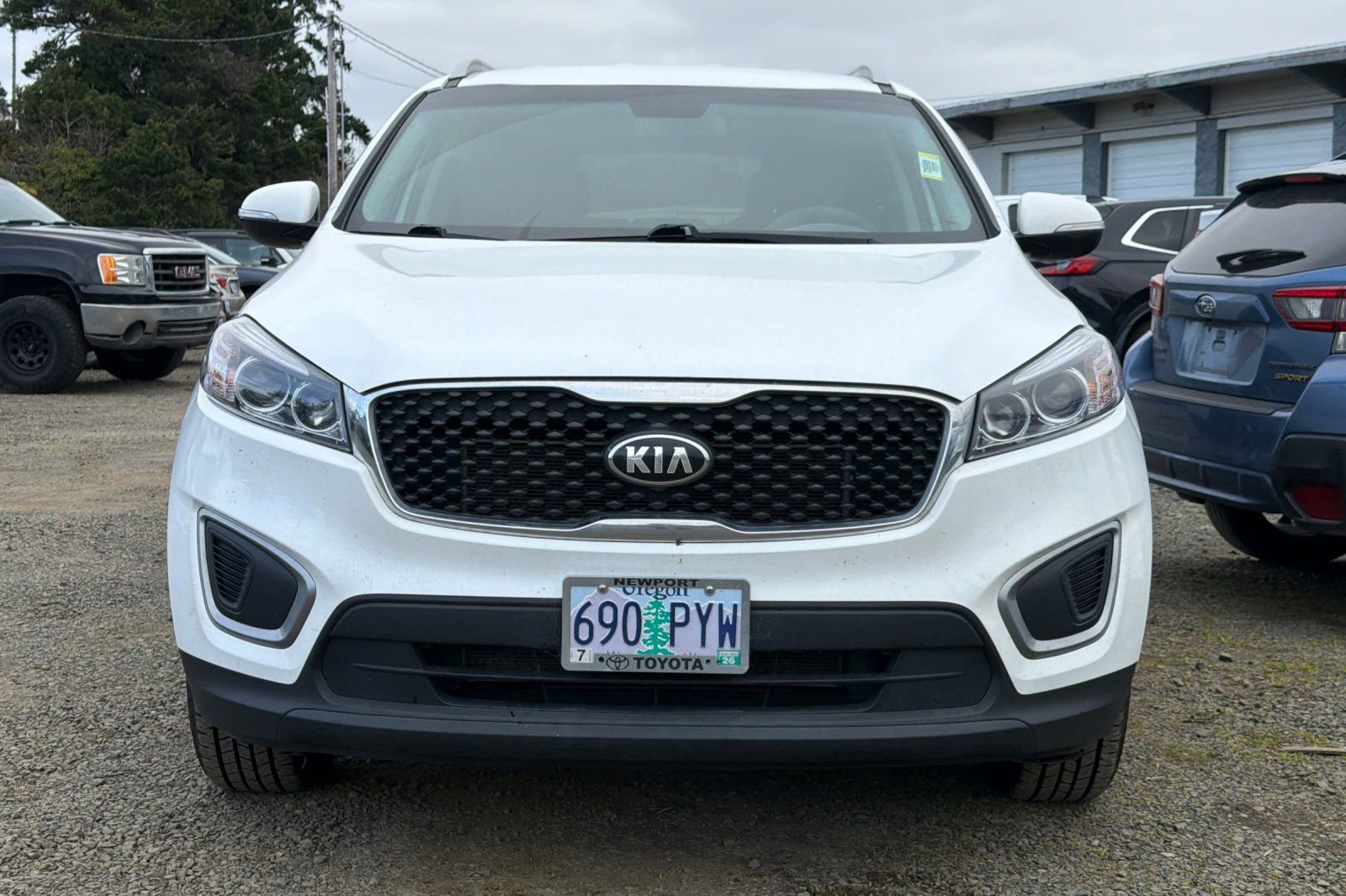 Used 2017 Kia Sorento LX image 3
