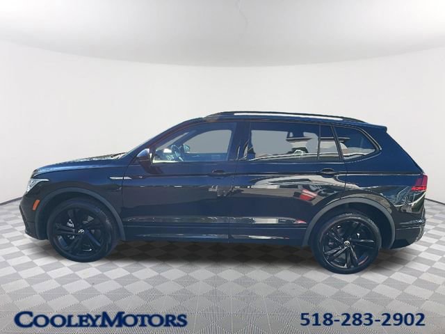 Used 2024 Volkswagen Tiguan SE R-Line