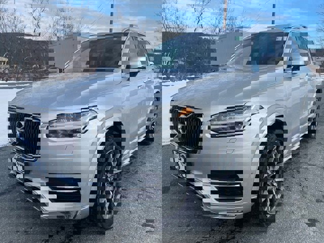 Used 2019 Volvo XC90 T5 Momentum w/ Protection Package