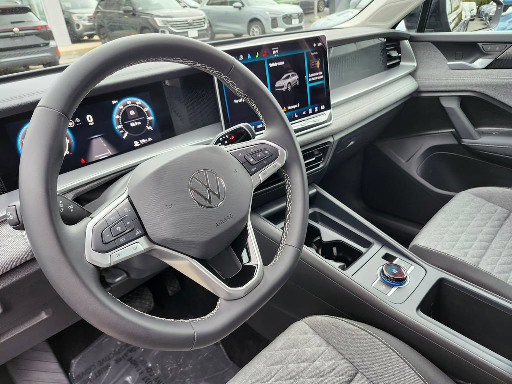 Used 2025 Volkswagen Tiguan S AWD/4WD image 6