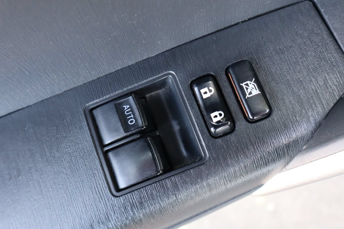 Used 2015 Scion tC FWD image 18