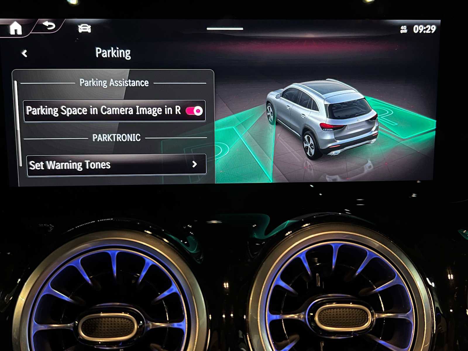 Used 2025 Mercedes-Benz GLA 250 4MATIC image 39