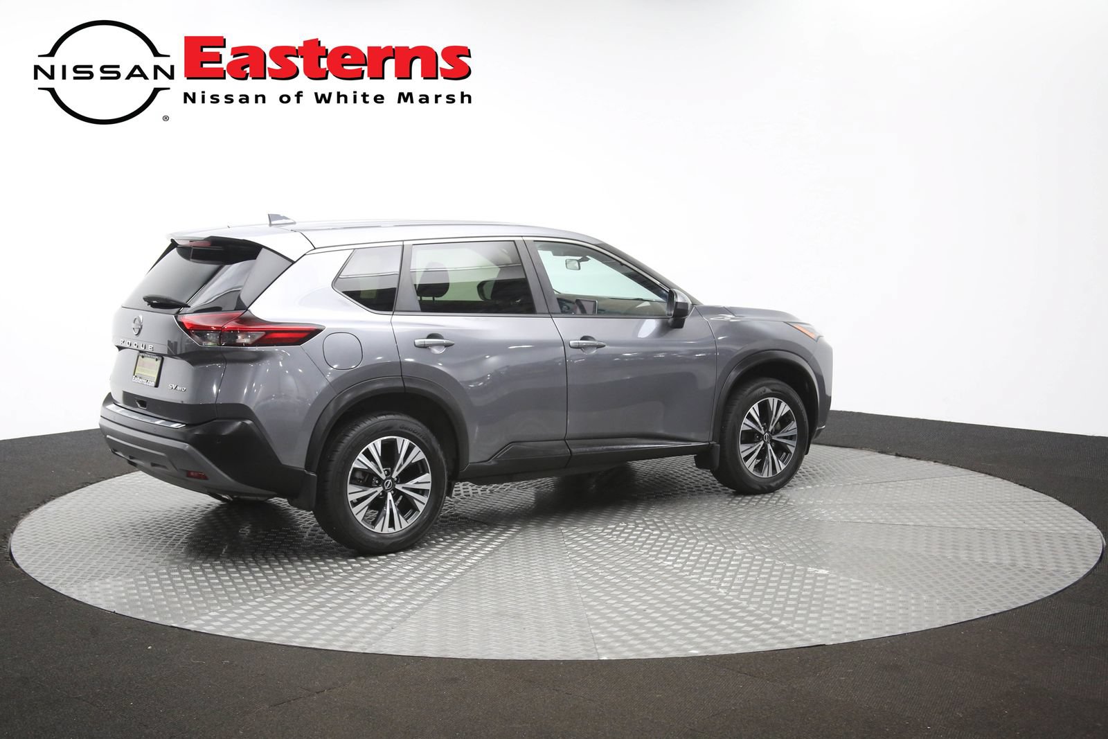 Used 2023 Nissan Rogue SV AWD/4WD image 44