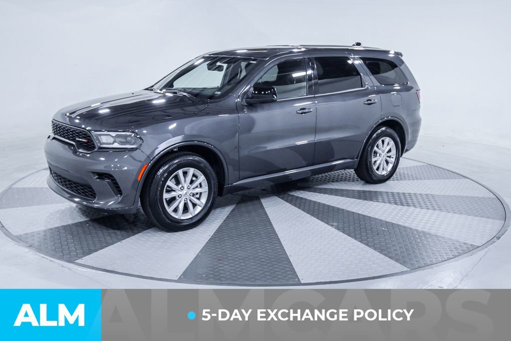 Used 2025 Dodge Durango GT RWD image 3