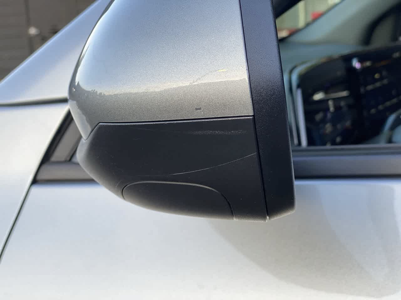Used 2026 Chevrolet Equinox LT AWD/4WD image 29