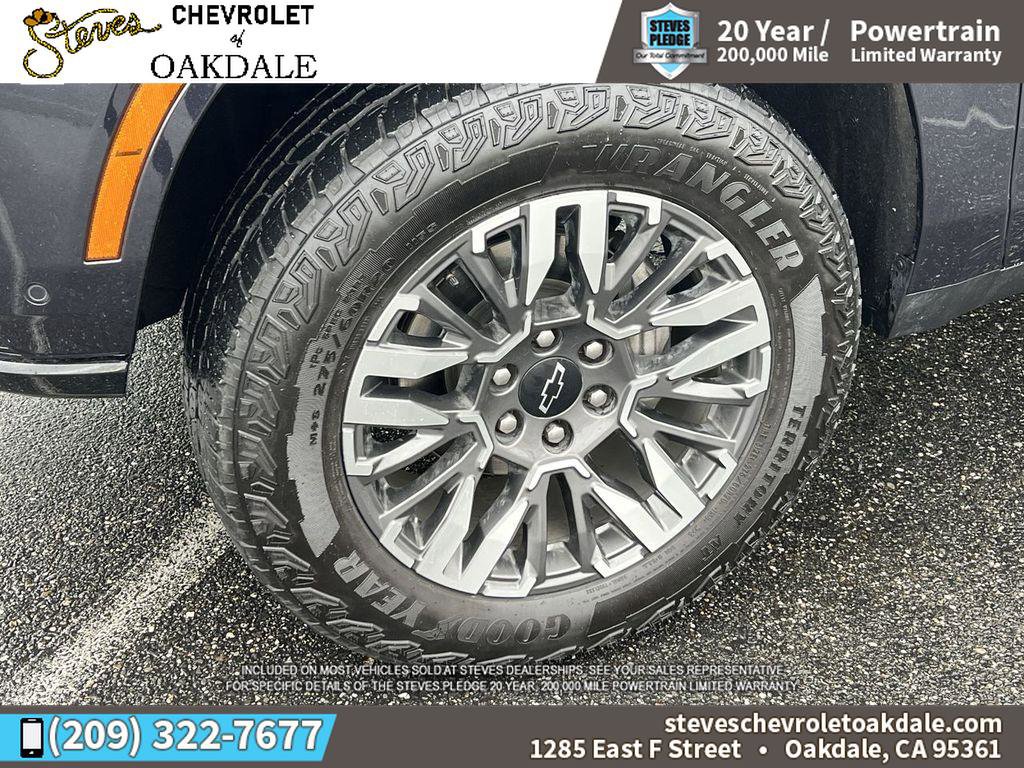 Certified 2025 Chevrolet Suburban Z71 image 36