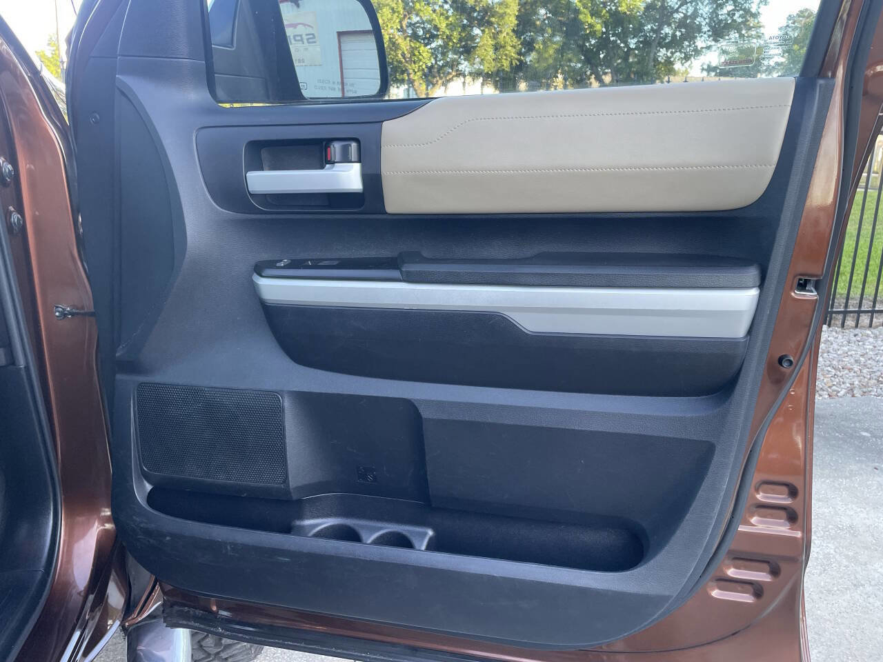 Used 2015 Toyota Tundra Limited RWD image 18