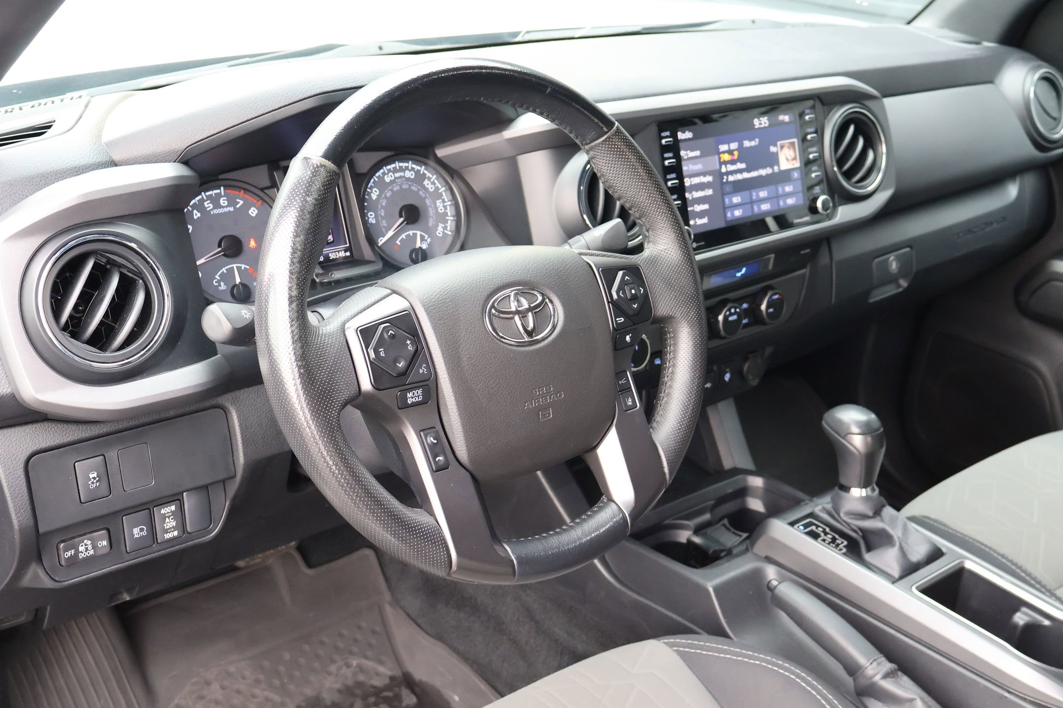 Used 2022 Toyota Tacoma TRD Sport w/ Technology Package image 19