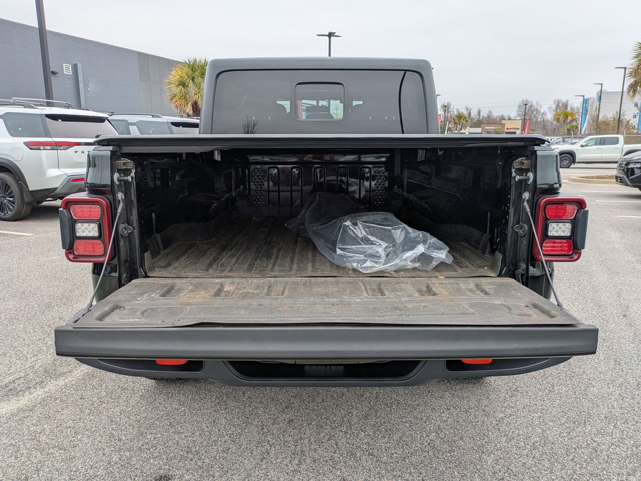 Used 2021 Jeep Gladiator Mojave w/ LED Lighting Group image 30