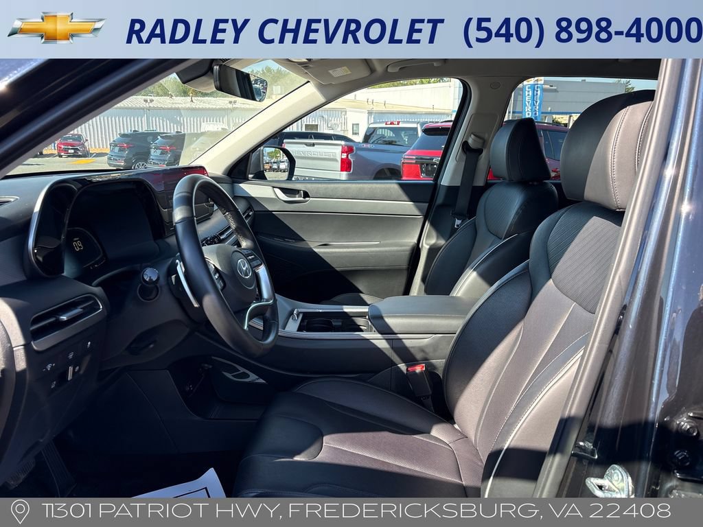 Used 2025 Hyundai Palisade SEL AWD/4WD image 3