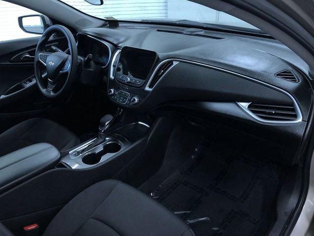 Used 2024 Chevrolet Malibu LT image 24