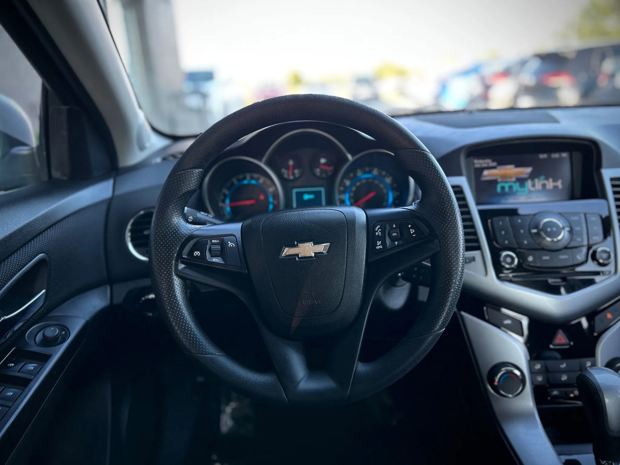 Used 2015 Chevrolet Cruze LT image 10