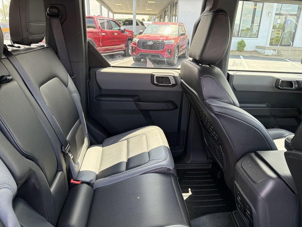 Used 2024 Ford Bronco Big Bend AWD/4WD image 14