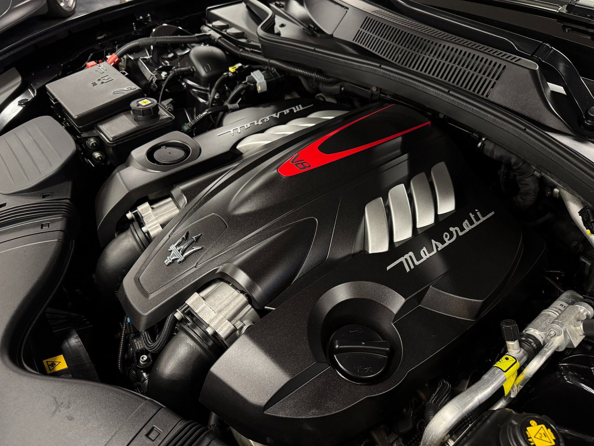 Used 2014 Maserati Quattroporte GTS image 54