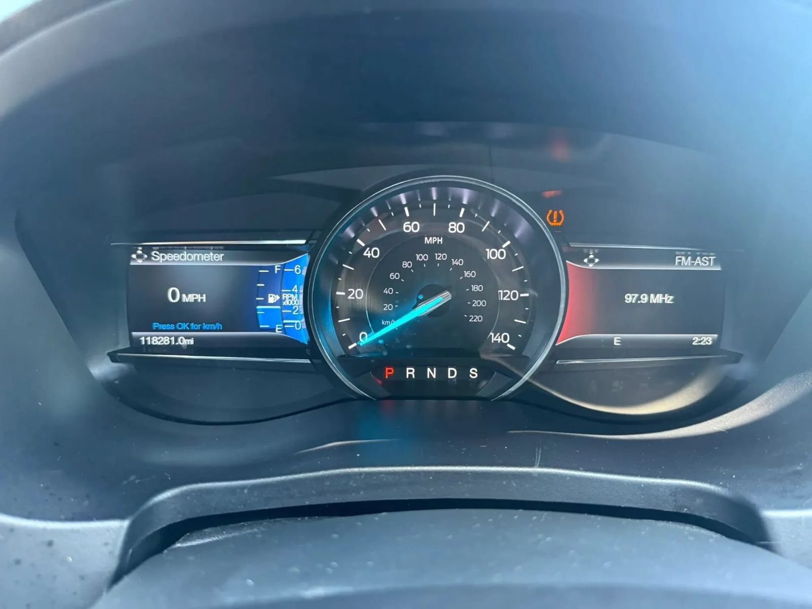 Used 2017 Ford Explorer XLT w/ Equipment Group 202A FWD image 44