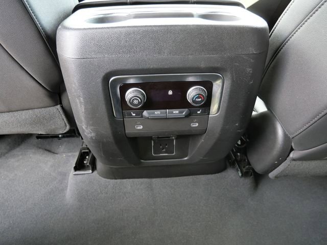 Used 2023 Chevrolet Suburban Z71 w/ Z71 Off-Road Package image 15