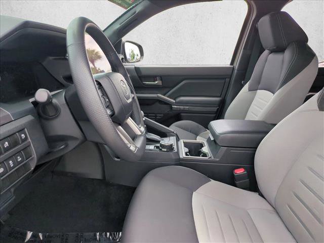 Used 2025 Toyota Tacoma TRD Off-Road AWD/4WD image 15